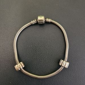 Pandora Bracelet Clips (2)